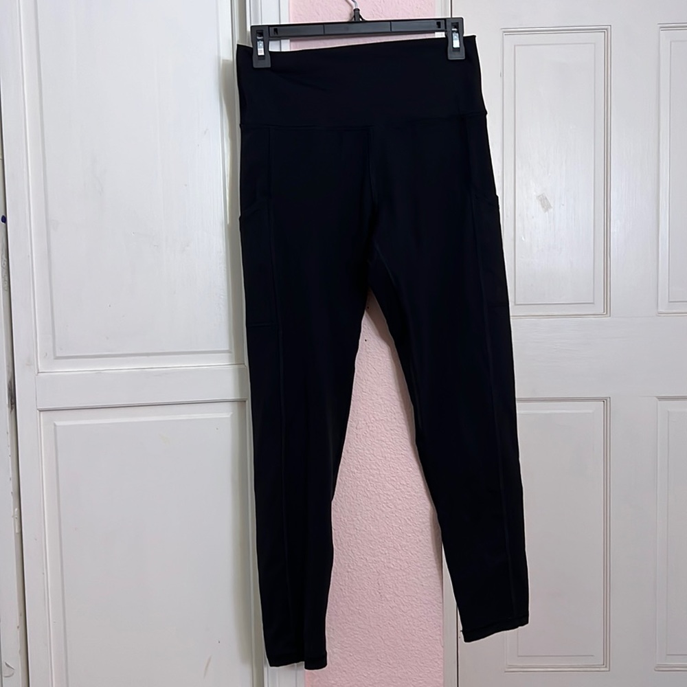 Aerie leggings with pockets